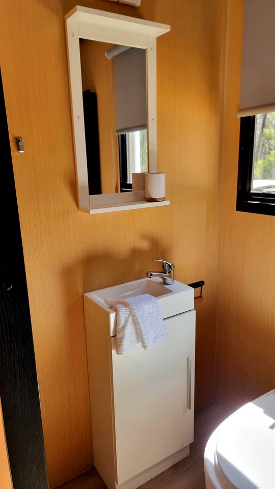 Delightful Tiny House with Fire Pit and Amazing Stargaze in NWS