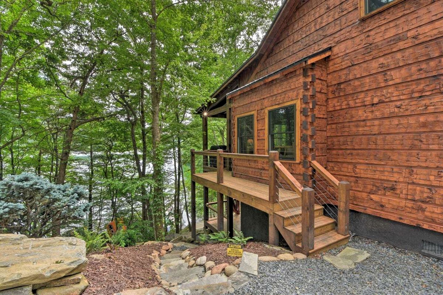 Waterfront Cabin in Topton, NC