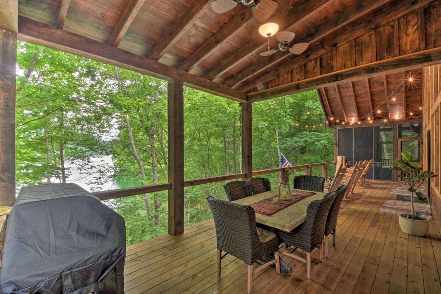 Waterfront Cabin in Topton, NC