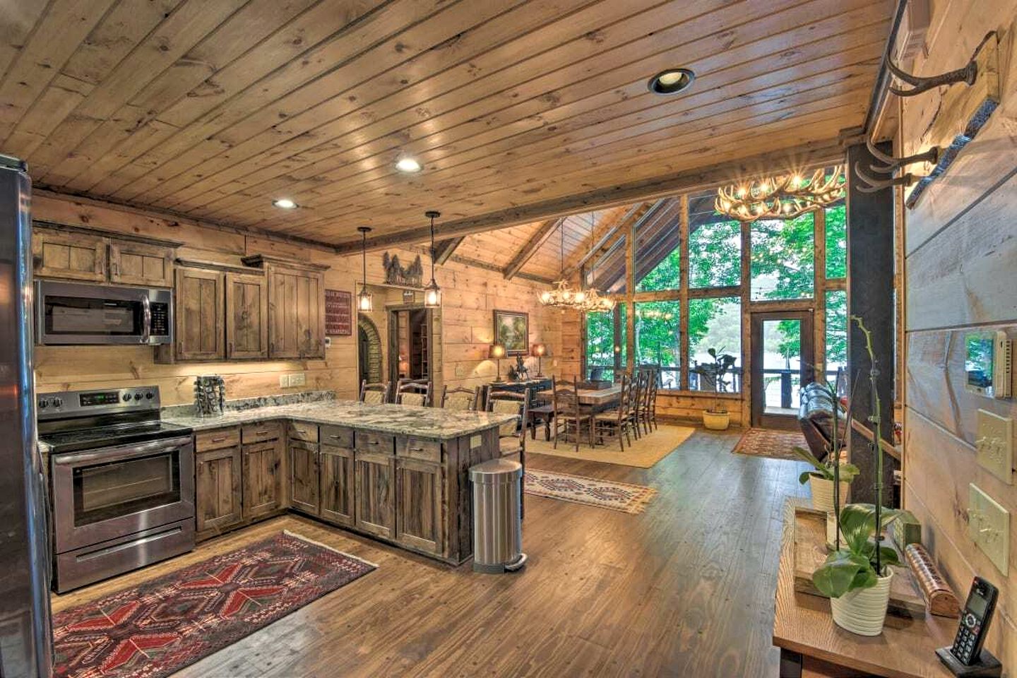 Waterfront Cabin in Topton, NC