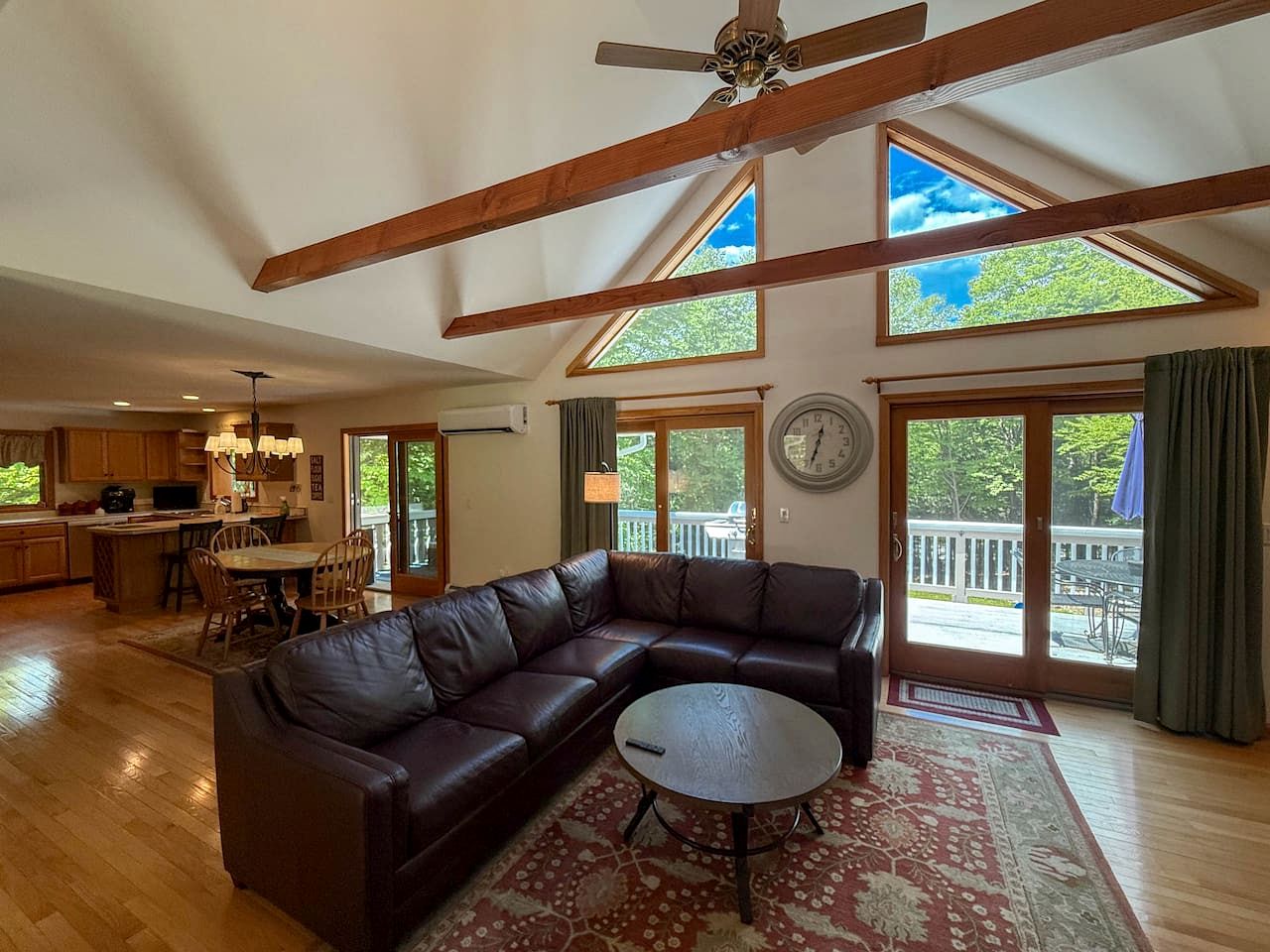 Modern Vacation Rental Near Storyland in Bartlett, New Hampshire