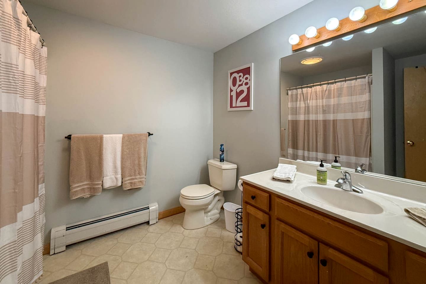 Modern Vacation Rental Near Storyland in Bartlett, New Hampshire