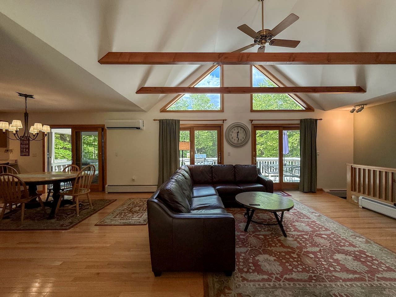 Modern Vacation Rental Near Storyland in Bartlett, New Hampshire