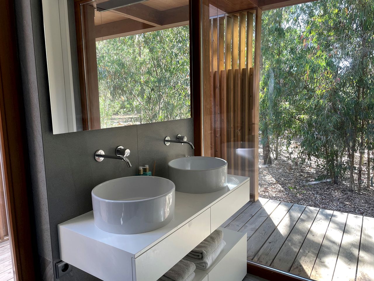 Sleek Eco-Design Villa with Hot Tub and Panoramic Views for and Unforgettable Getaway near Alvor, Portugal