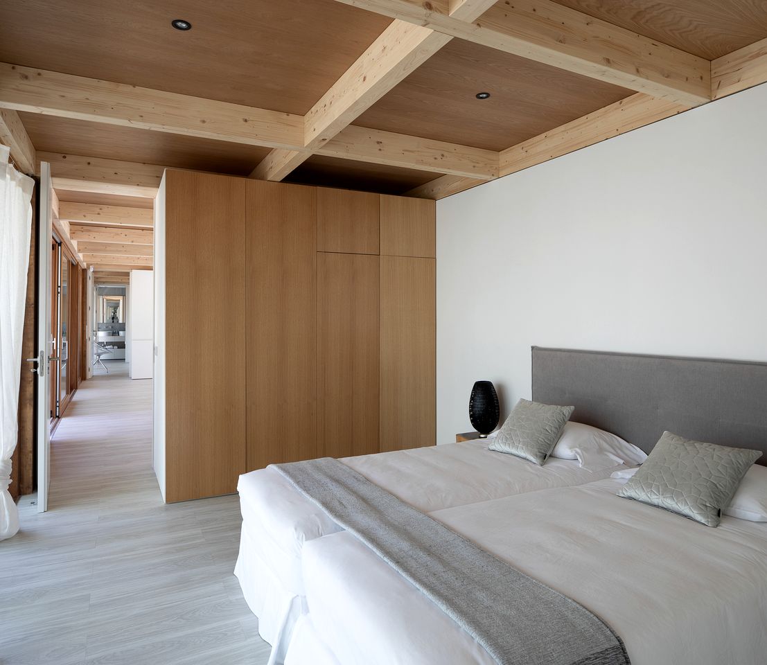 Sleek Eco-Design Villa with Hot Tub and Panoramic Views for and Unforgettable Getaway near Alvor, Portugal