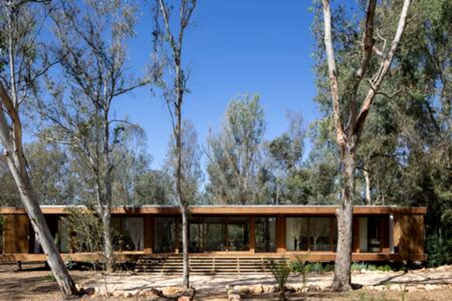 Sleek Eco-Design Villa with Hot Tub and Panoramic Views for and Unforgettable Getaway near Alvor, Portugal