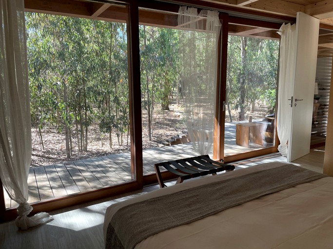 Vacation Rentals (Portugal, --, --)