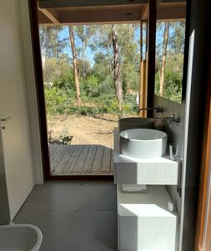 Vacation Rentals (Portugal, --, --)