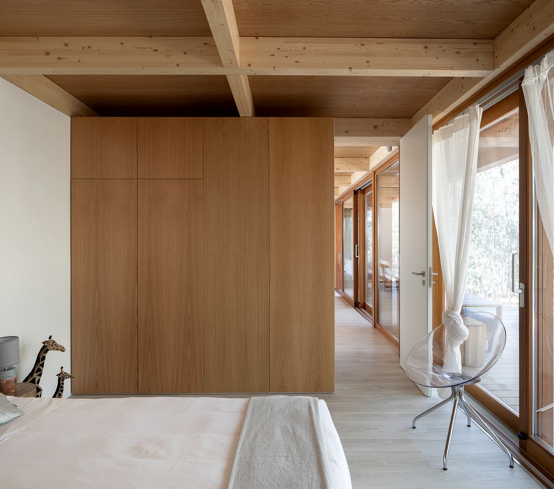 Sleek Eco-Design Villa with Hot Tub and Panoramic Views for and Unforgettable Getaway near Alvor, Portugal