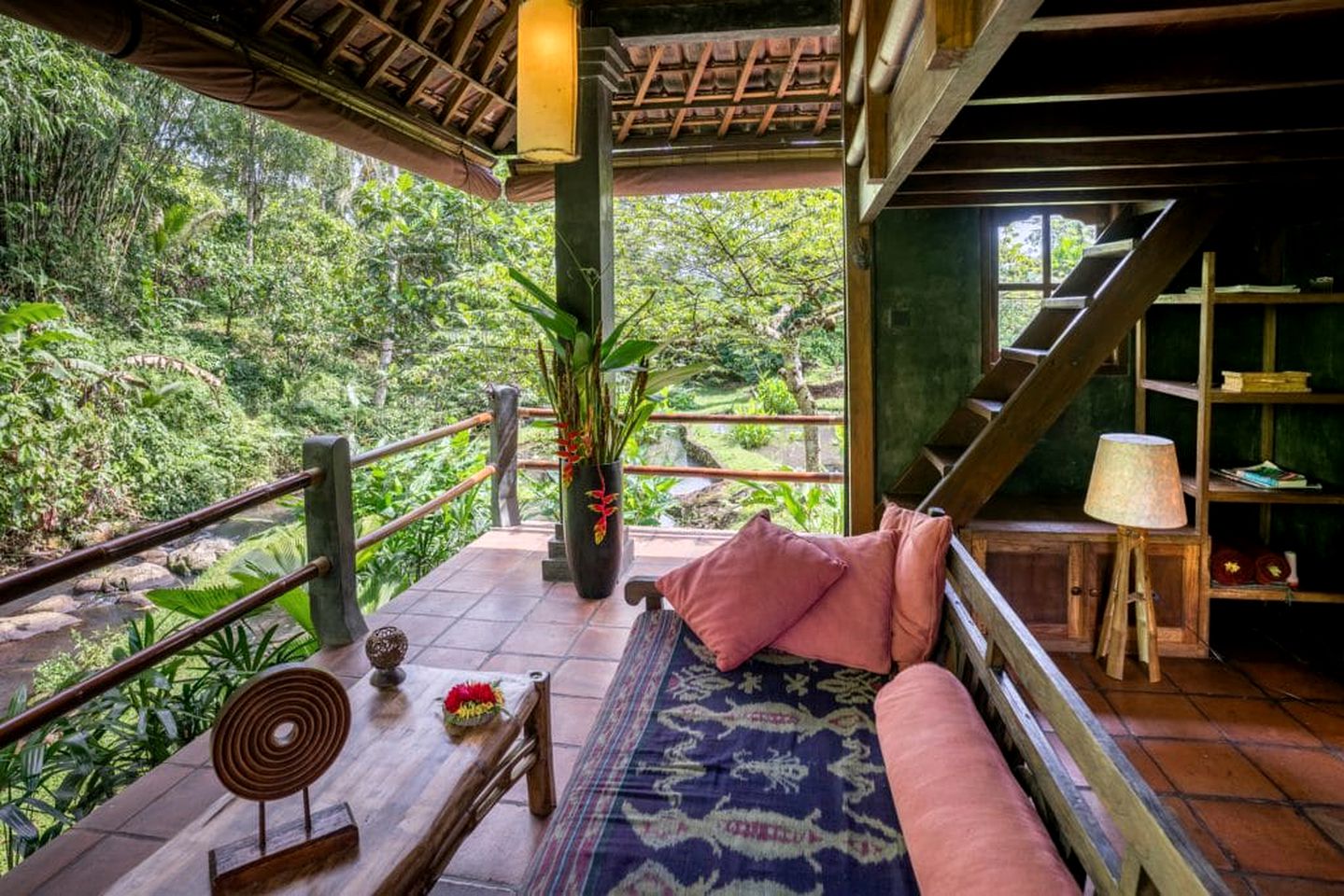 Eco-Friendly Bungalow with Stunning Jungle Views in Bali