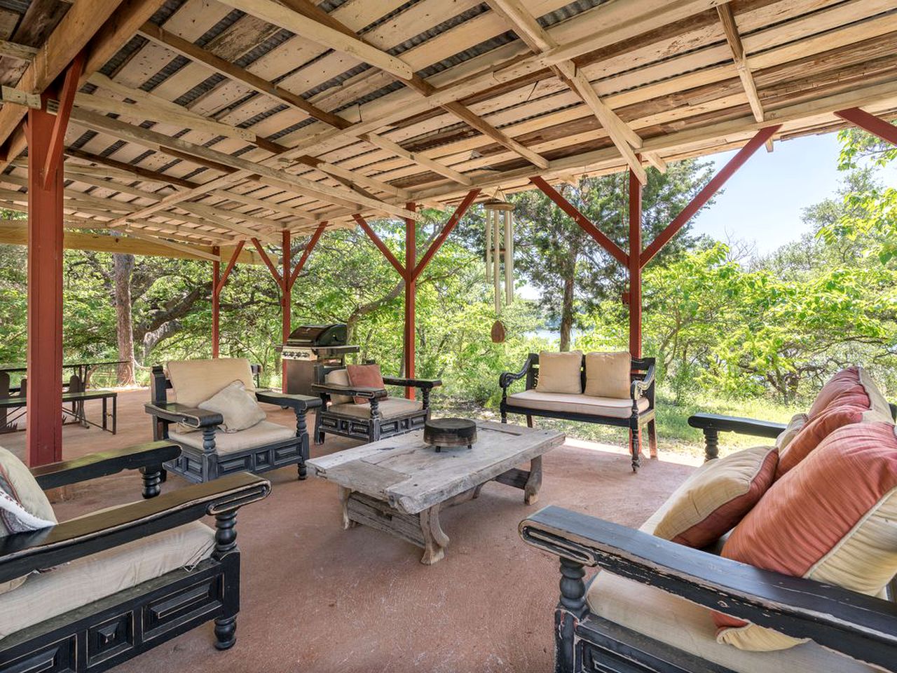 Magical Lakefront Eco-Cabin on Lake Travis, Spicewood, Texas