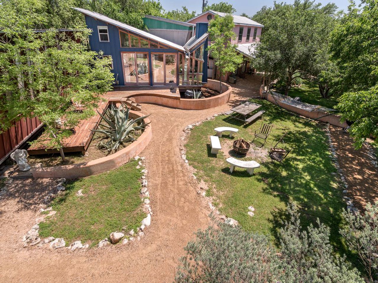 Magical Lakefront Eco-Cabin on Lake Travis, Spicewood, Texas
