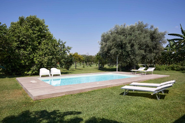 Cottages (Italy, Lido di Noto, Sicily)