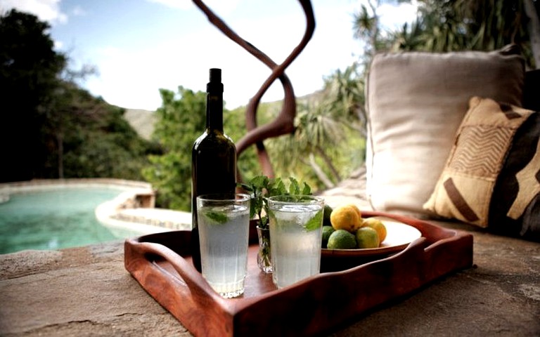 Huts (Nairobi, Nairobi, Kenya)