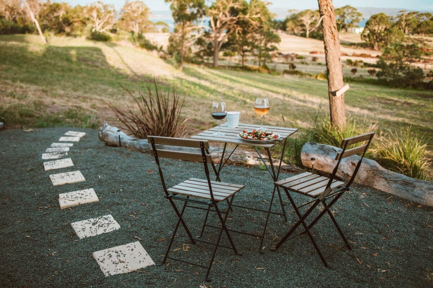 Eco-Friendly and Pet-Friendly Tiny House with Beautiful River Views in Tasmania, Australia