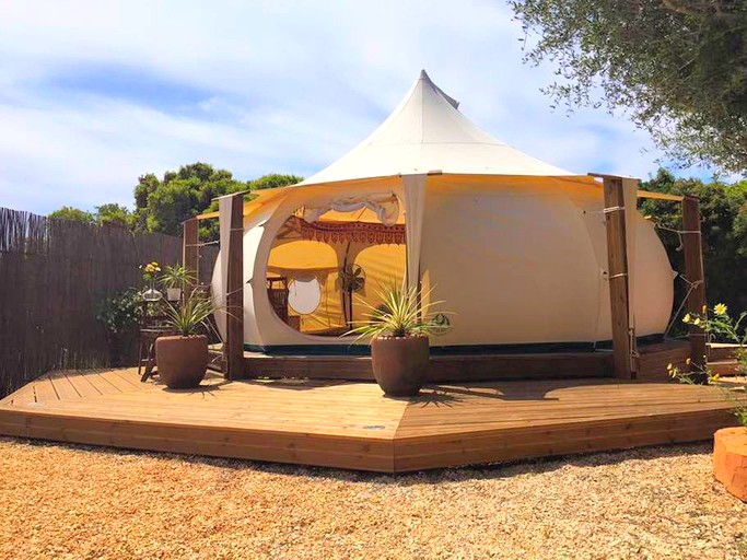 Bell Tents (Lagos, Faro District, Portugal)