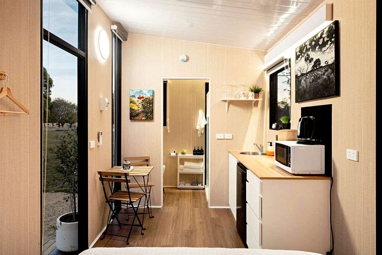 Tiny Houses (Australia, Wendouree, Victoria)