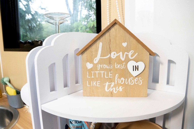 Tiny Houses (Australia, Peeramon, Queensland)