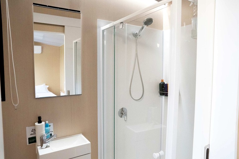 Tiny Houses (Australia, Peeramon, Queensland)