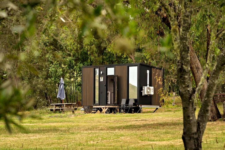 Tiny Houses (Australia, Taggerty, Victoria)