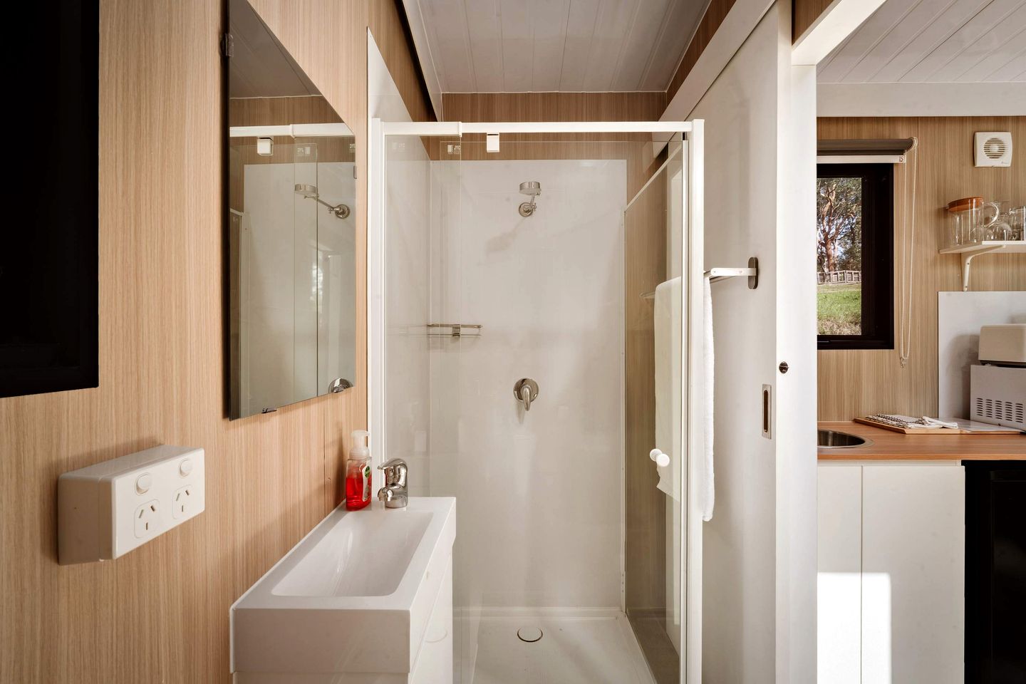 Eco-Friendly Tiny House Retreat with Scenic Trails near Maroota, New South Wales