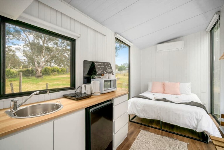 Tiny Houses (Australia, Skye, South Australia)