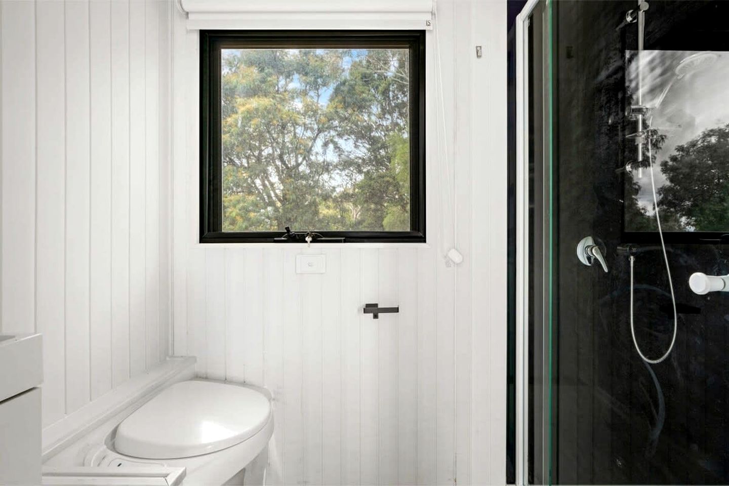 Eco-Friendly Tiny House with Stunning Landscape in South Australia, Australia