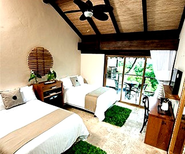 Huts (Bahoruco, Barahona, Dominican Republic)