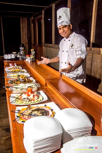 Huts (Iquitos, Amazonas, Peru)