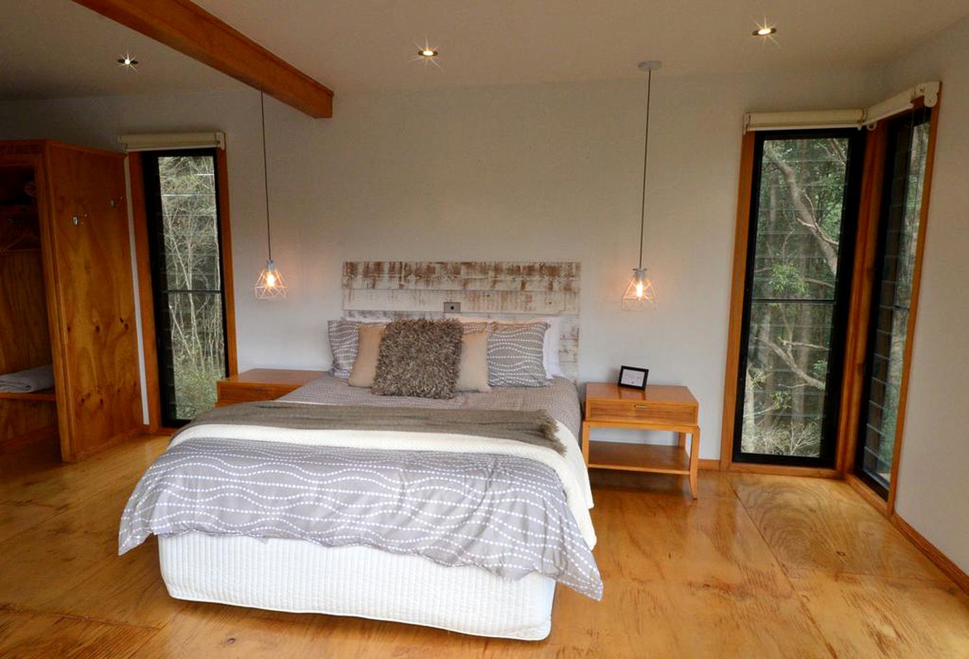 Luxurious Tweed Accommodation with a Spa Bath Ideal for Romantic Getaways, NSW