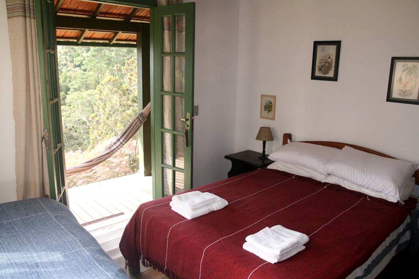 Luxurious Suite Rental with Wi-Fi and Breakfast Included in Organ Mountains of Brazil