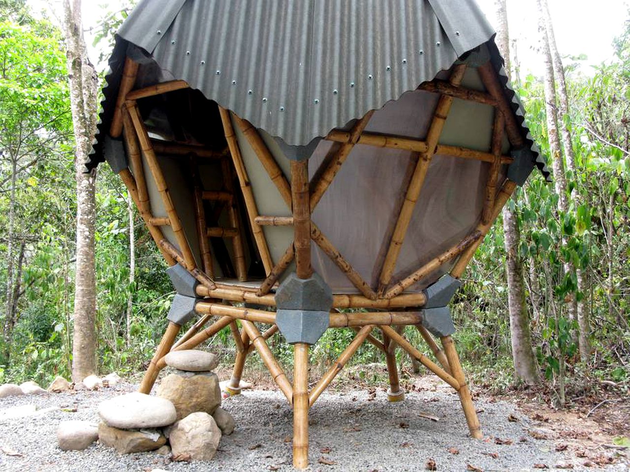 Incredible Pod Rental in the Kasaguadua Natural Reserve in Colombia