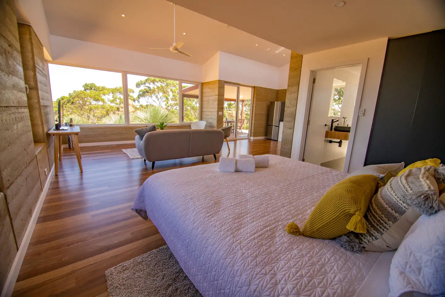 Luxury Earth Villa Kangaroo Island Holiday House