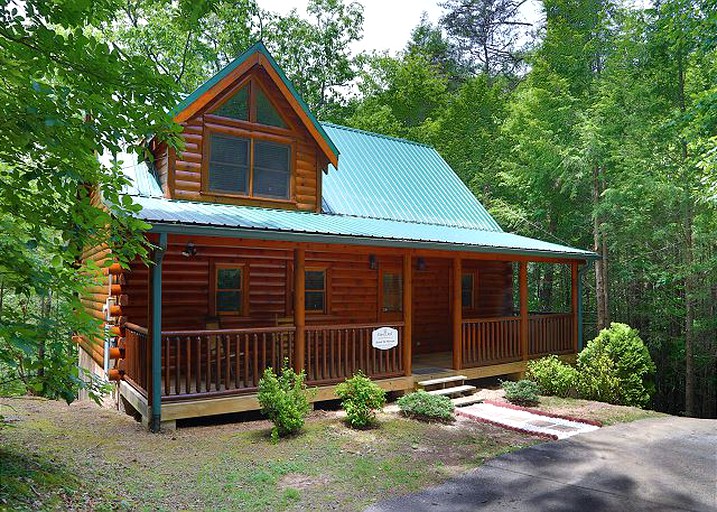 Log Cabins (Sevierville, Tennessee, United States)