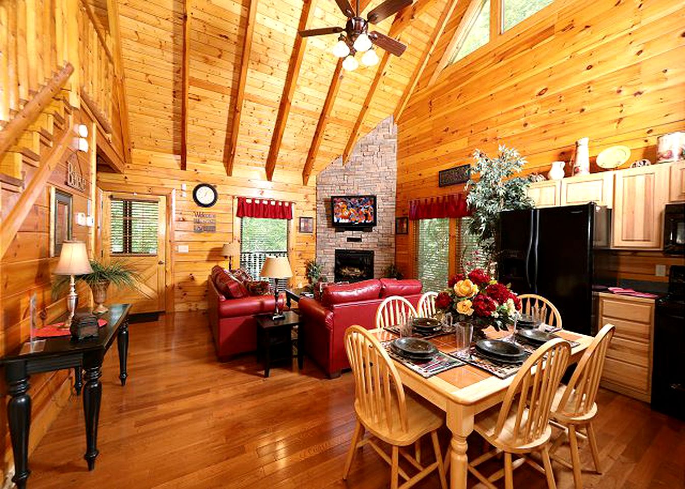 Dog-Friendly Cabin Rental with a Hot Tub near Gatlinburg, Tennessee