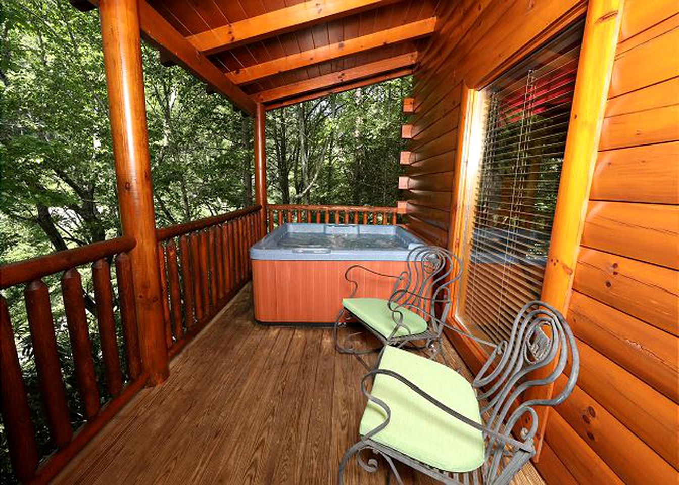 Dog-Friendly Cabin Rental with a Hot Tub near Gatlinburg, Tennessee