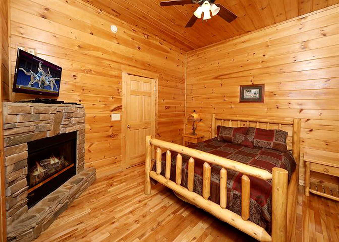 Dog-Friendly Log Cabin Rental with a Private Hot Tub near Sevierville, Tennessee