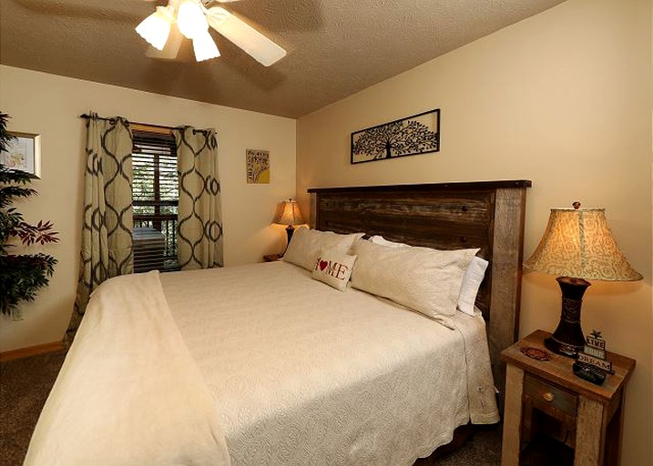 Cabins (Gatlinburg, Tennessee, United States)