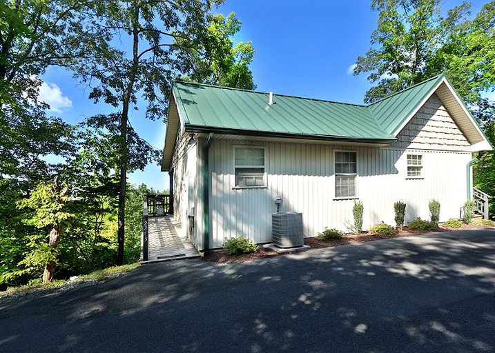 Cabins (Pigeon Forge, Tennessee, United States)