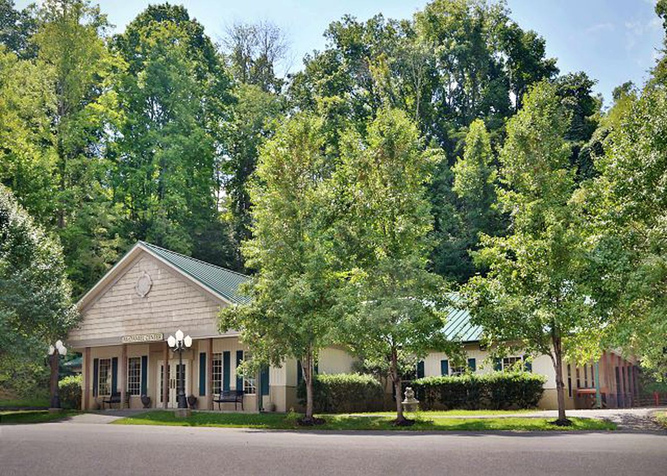 Rustic Cabin Getaway with a Fireplace in Pigeon Forge, Tennessee