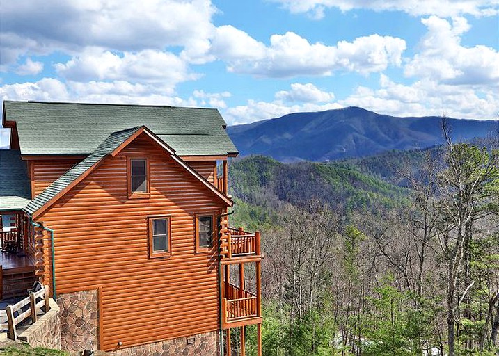 Log Cabins (Sevierville, Tennessee, United States)