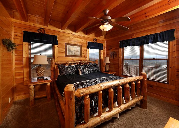 Log Cabins (Sevierville, Tennessee, United States)