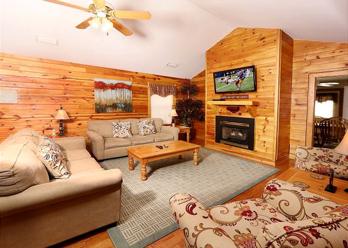 Cabins (Pigeon Forge, Tennessee, United States)