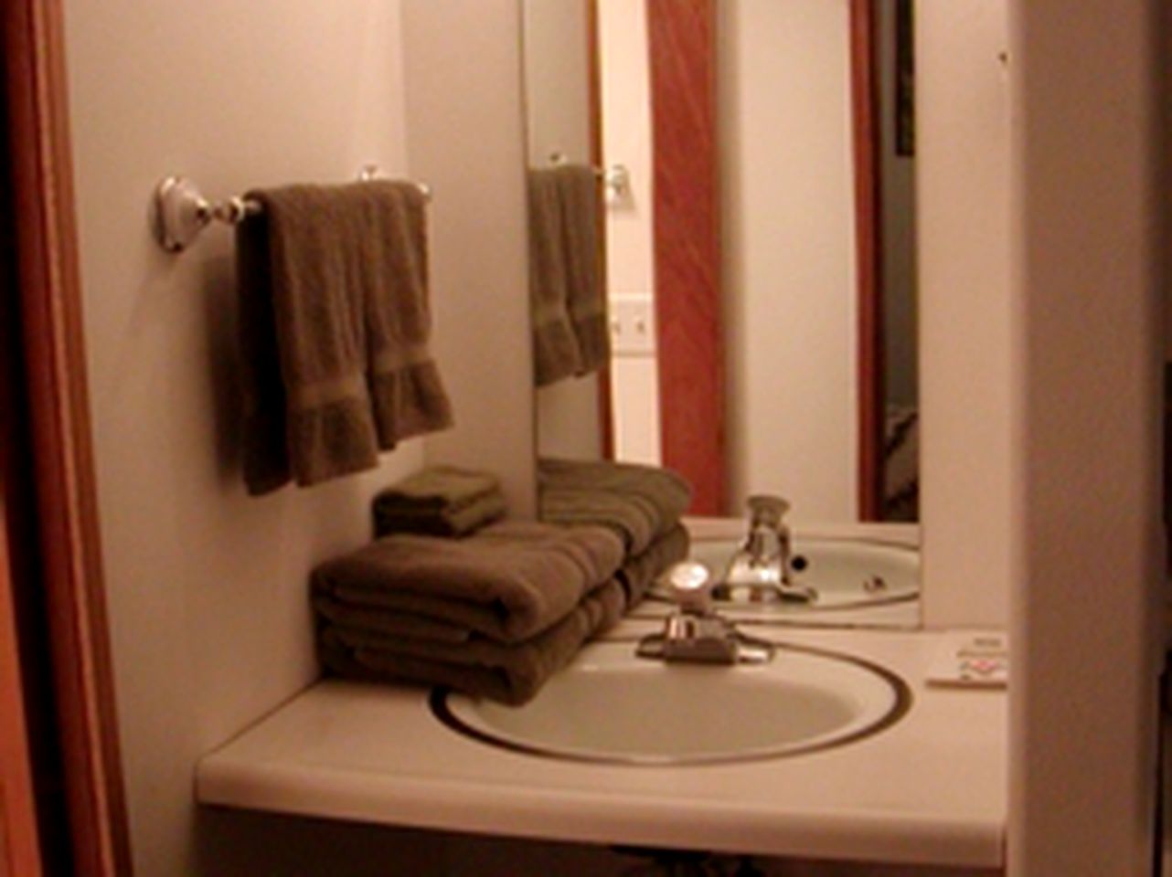 Serene Cabin for Rent on a Gorgeous Working Farm near Oroville, Washington