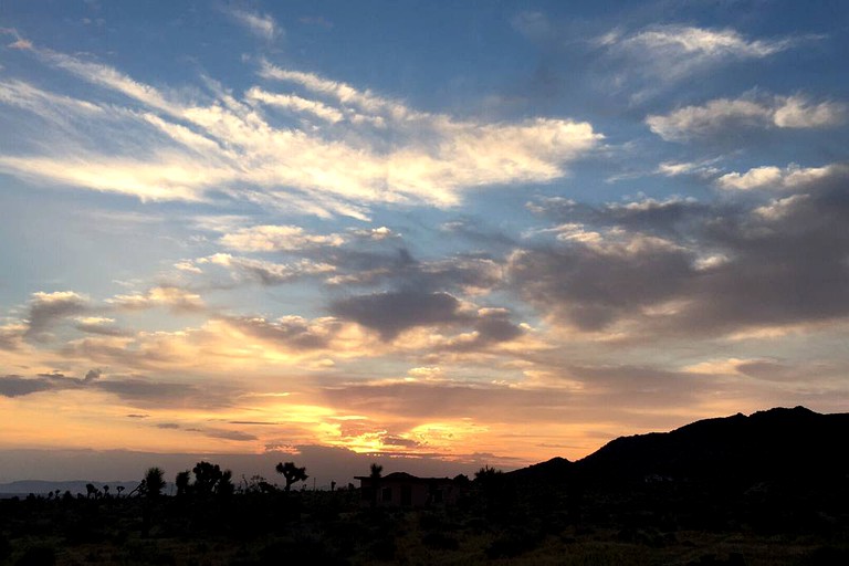 Cabins (Yucca Valley, California, United States)