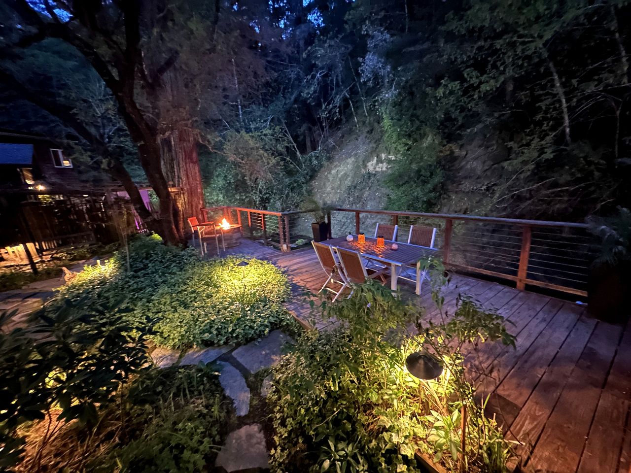 Stunning Riveside Cottage in the Santa Cruz Mountains for a Peaceful Escape in Nature in Boulder Creek, California