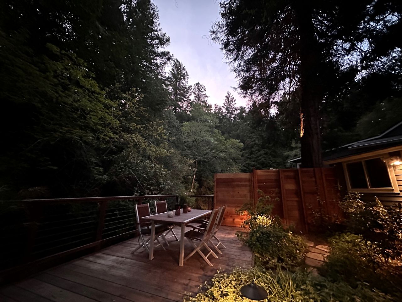 Stunning Riveside Cottage in the Santa Cruz Mountains for a Peaceful Escape in Nature in Boulder Creek, California