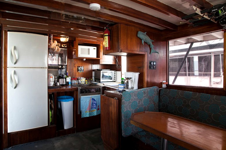 Boats & Floating Homes (La Paz, Baja California, Mexico)