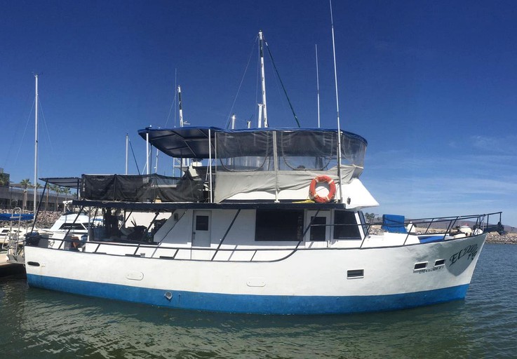 Boats & Floating Homes (La Paz, Baja California, Mexico)