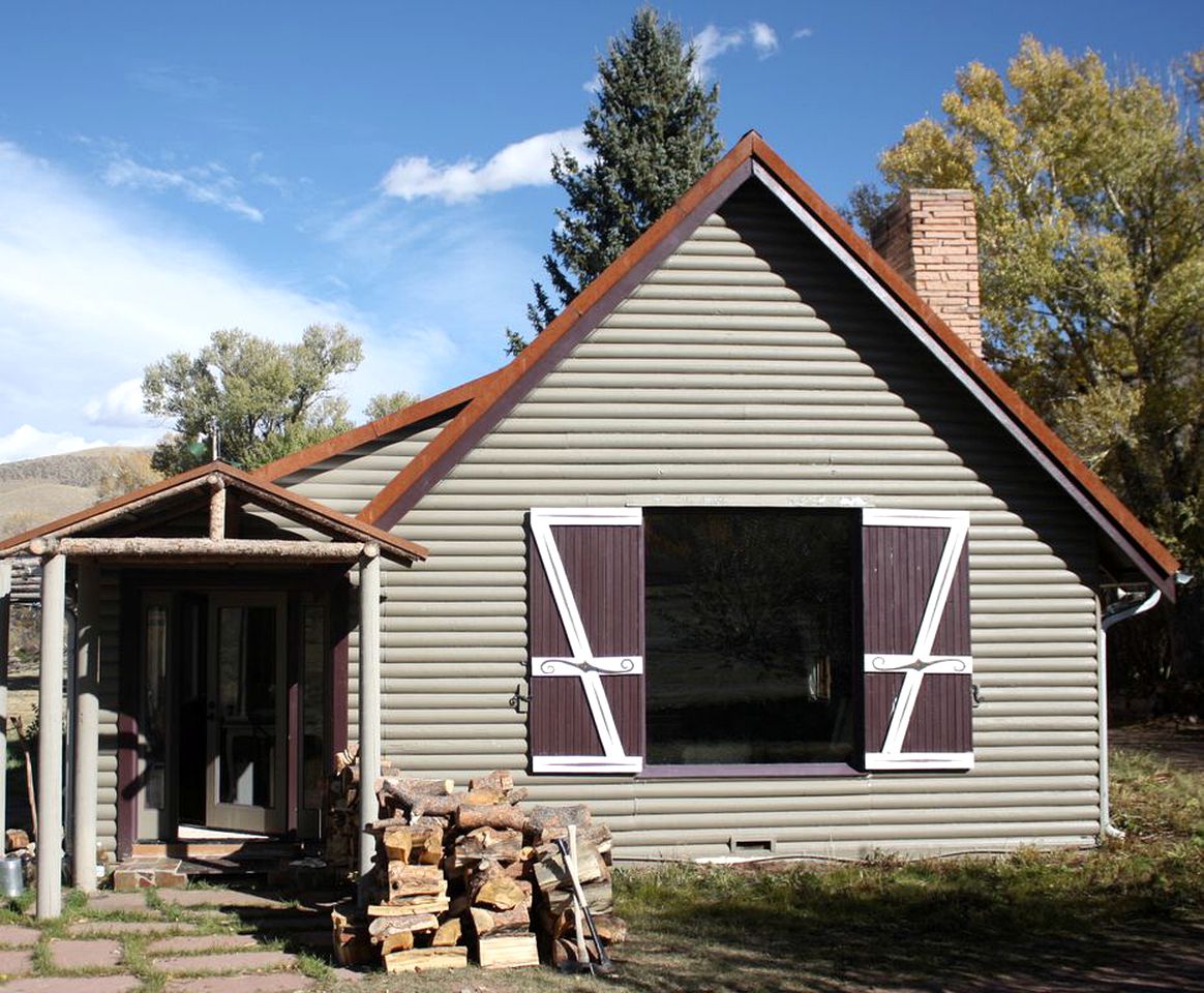 Rustic Cabin Rental on Big Laramie River in Jelm, Wyoming